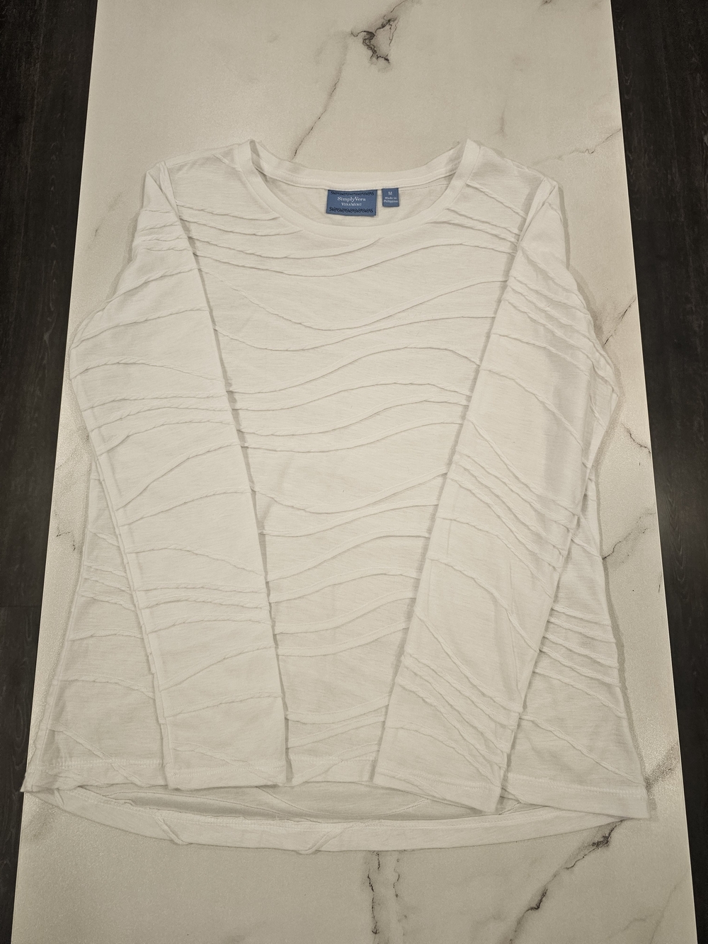 Simply Vera Wang Textured Long Sleeve Top in White Size Medium